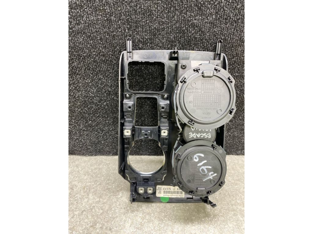 JX7Z-58044E50-DB | Консоль центральная FORD ESCAPE 19 - - Фото 2