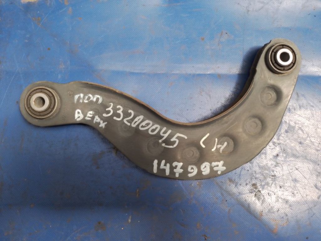 AV6Z-5500-B | Рычаг задней подвески поперечный верхний лев. FORD FOCUS 10-18