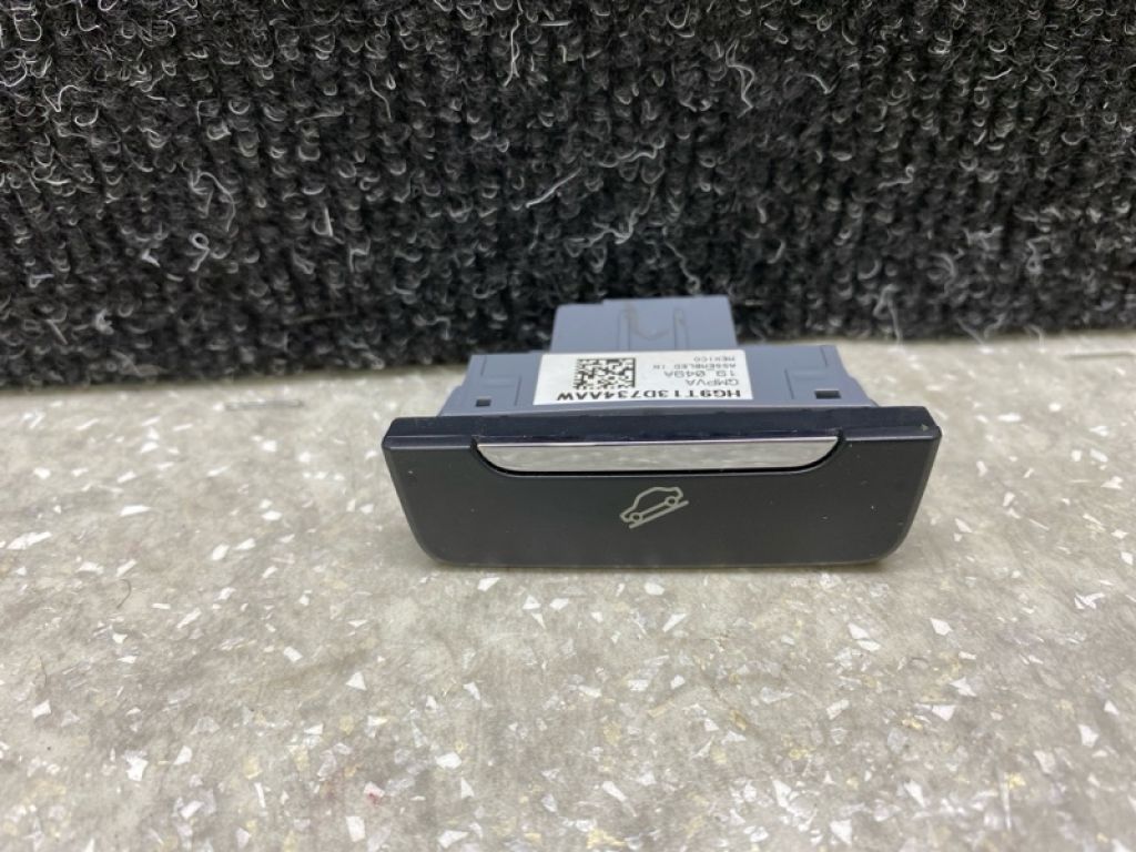 HG9Z-13D730-AA | Кнопка FORD FUSION 14-