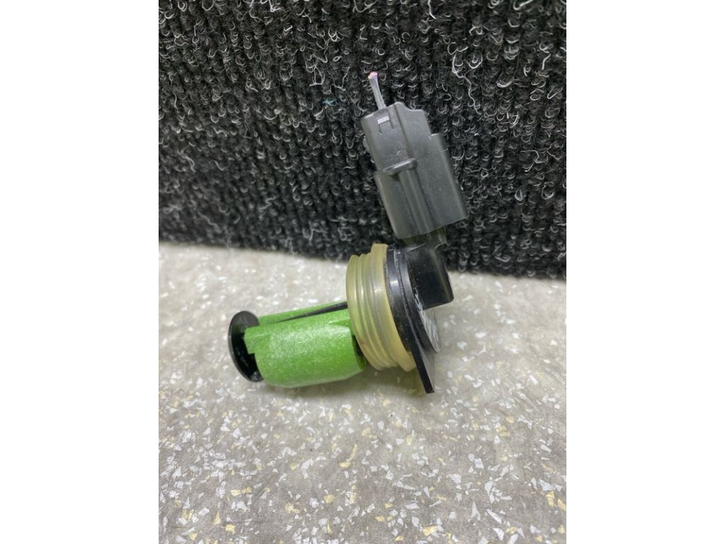 EM2Z-17B649-A | Датчик уровня бачка омывателя FORD FUSION 14- - Фото 2