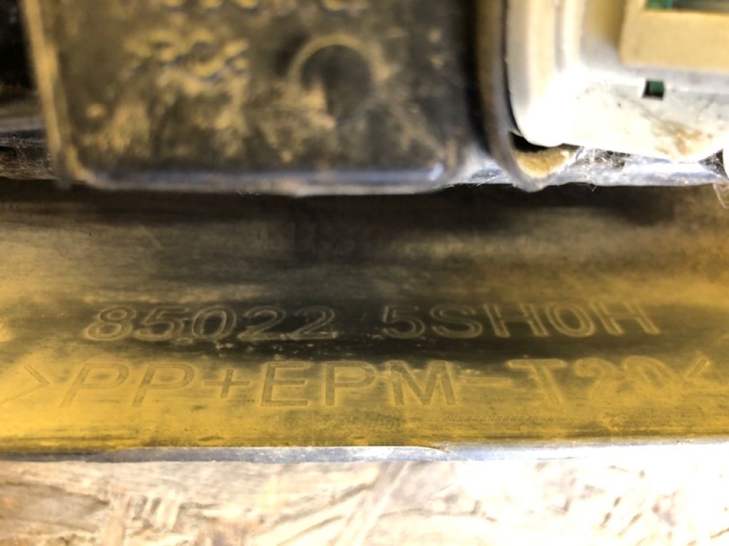 85022-5SH0H | Бампер задний NISSAN LEAF 18- - Фото 8