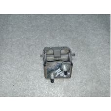 Петля кришки багажника прав. FORD FOCUS 10-18