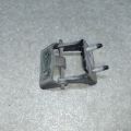 CP9Z-5842900-A | Петля кришки багажника прав. FORD FOCUS 10-18 - Прев'ю 2