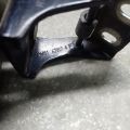 CP9Z-5842901-A | Петля кришки багажника лів. FORD FOCUS 10-18 - Прев'ю 4
