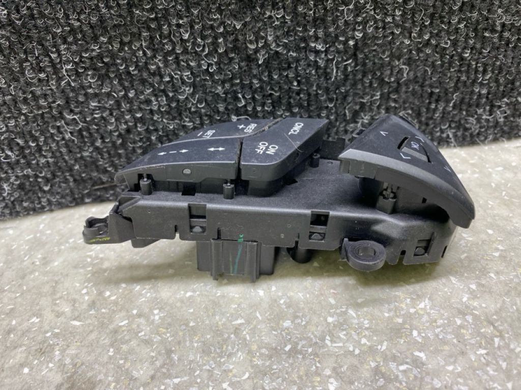 HG9Z-9C888-BB | Кнопки руля лів. FORD FUSION 14- - Фото 2