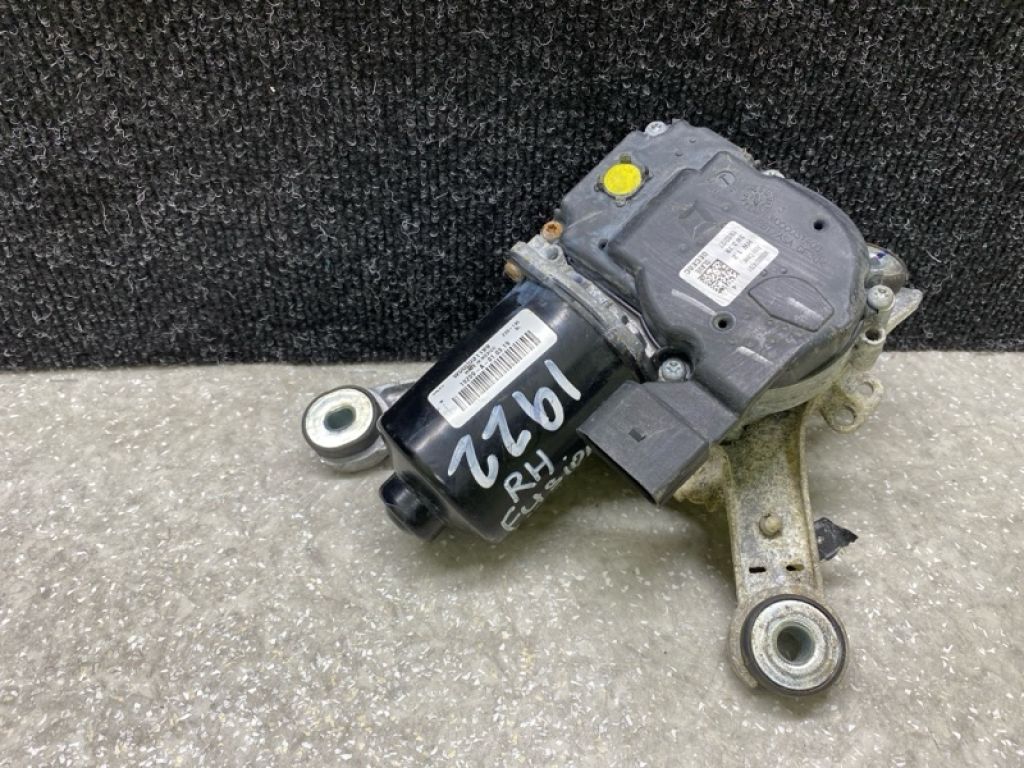 DS7Z-17508-N | Моторчик склоочисника передн. прав. FORD FUSION 14-
