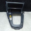 F1EZ-58044D90-CB | Консоль КПП FORD FOCUS 10-18