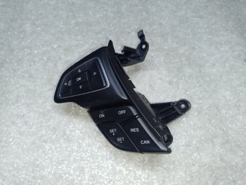 Кнопки на руль лев. FORD FOCUS 10-18
