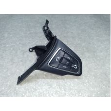 Кнопки на руль прав. FORD FOCUS 10-18