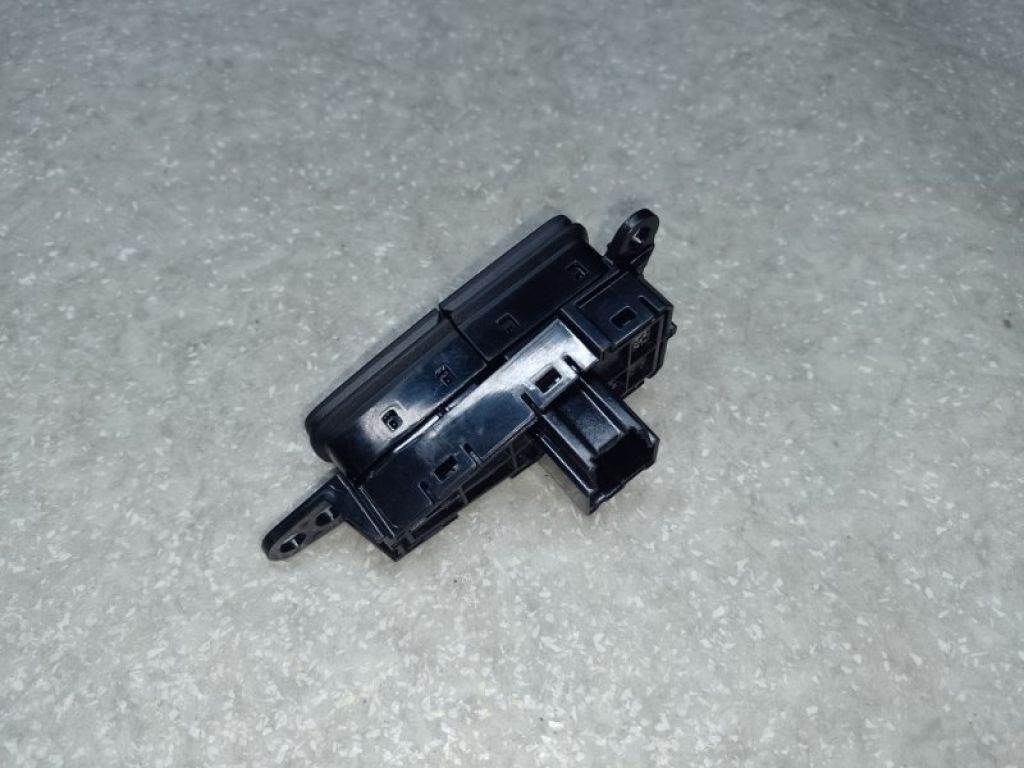 F1EZ-2C418-A | Кнопка антипробуксової системи FORD FOCUS 10-18 - Фото 2