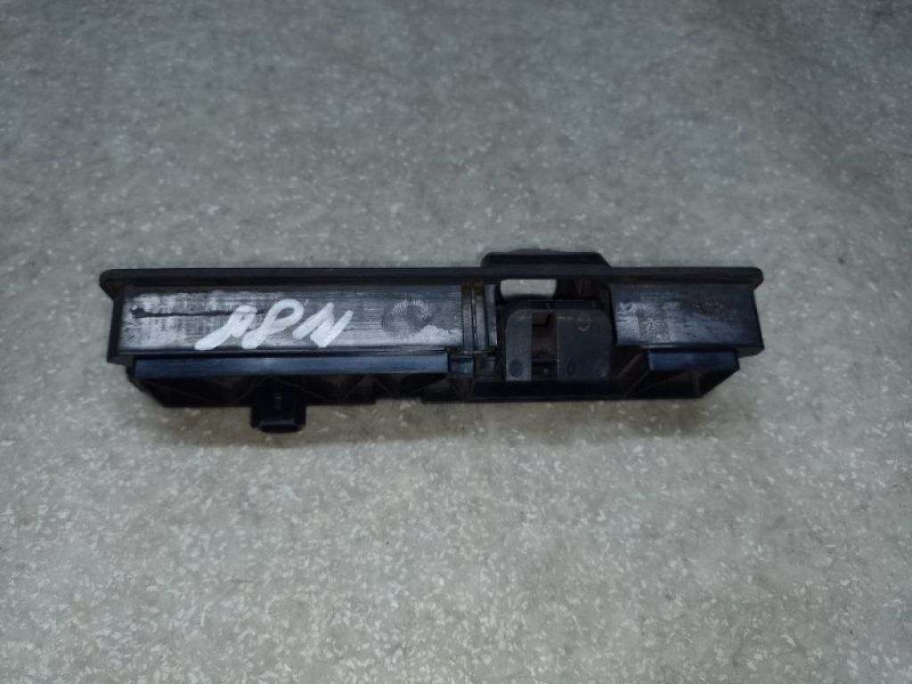 F1EZ-54432A38-G | Кнопка открывания багажника наружная FORD FOCUS 10-18 - Фото 3