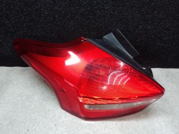 Фонарь наружный лев. FORD FOCUS 10-18