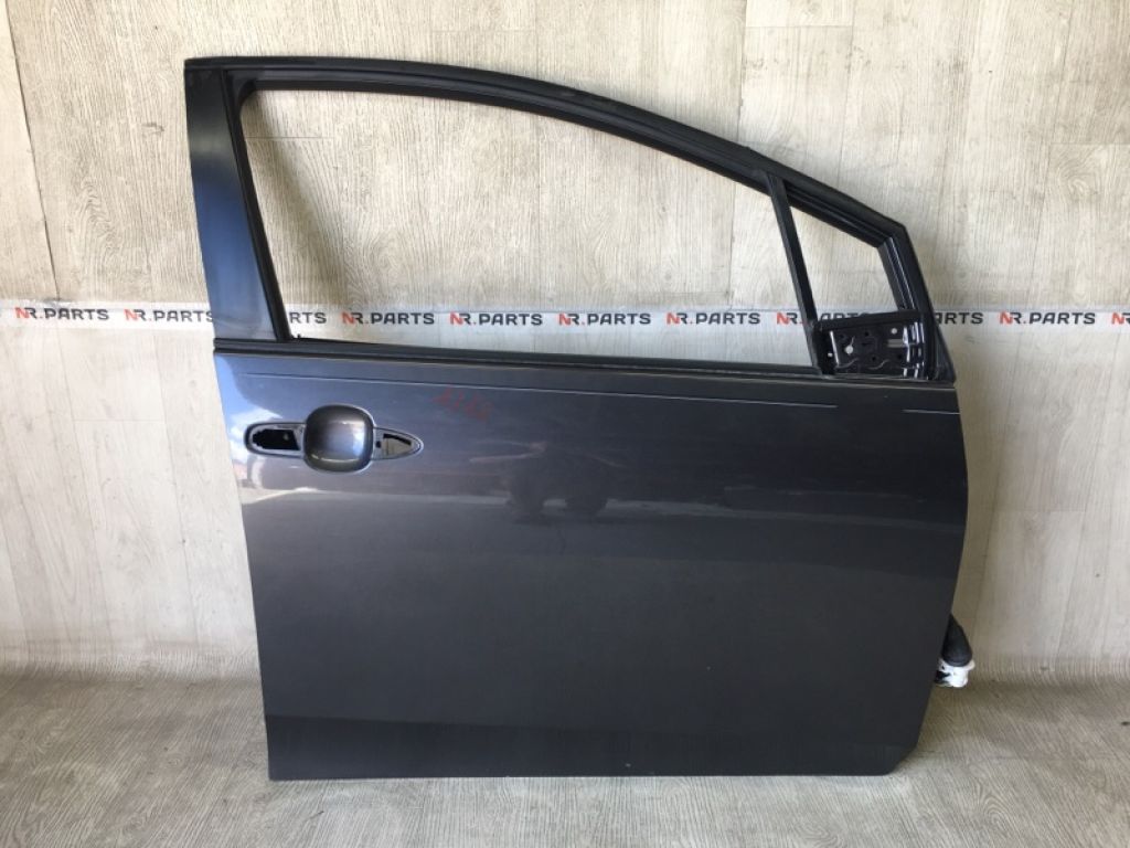 67001-47152 | Дверь передн. прав. TOYOTA PRIUS 16-