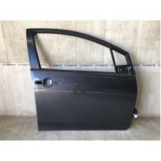 Дверь передн. прав. TOYOTA PRIUS 16-