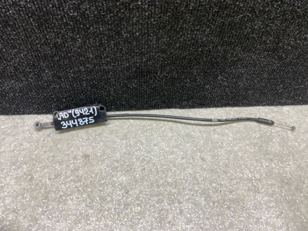 81190-F2100 | Трос замку капота HYUNDAI ELANTRA AD 16-