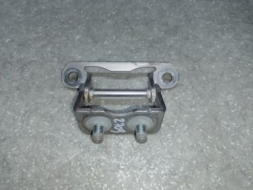 Петля крышки багажника SUBARU FORESTER 12-19