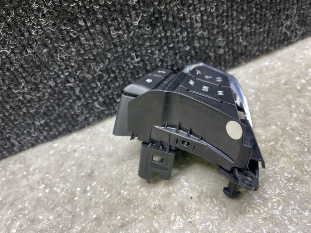 KD1K-66-4M0 | Кнопки на руль лев. MAZDA CX-5 (KF) 16-21 - Фото 3