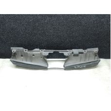 Кронштейн решітки радіатора SUBARU FORESTER 12-19