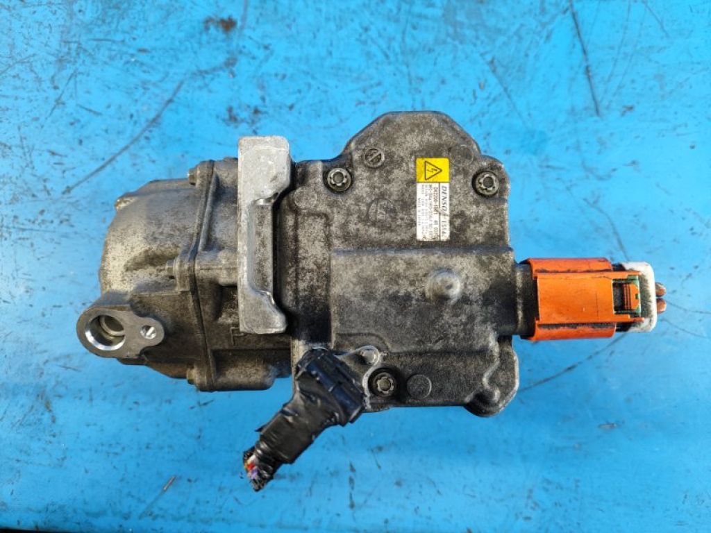 88370-47060 | Компресор кондиціонера TOYOTA PRIUS - 30 09-17 - Фото 3