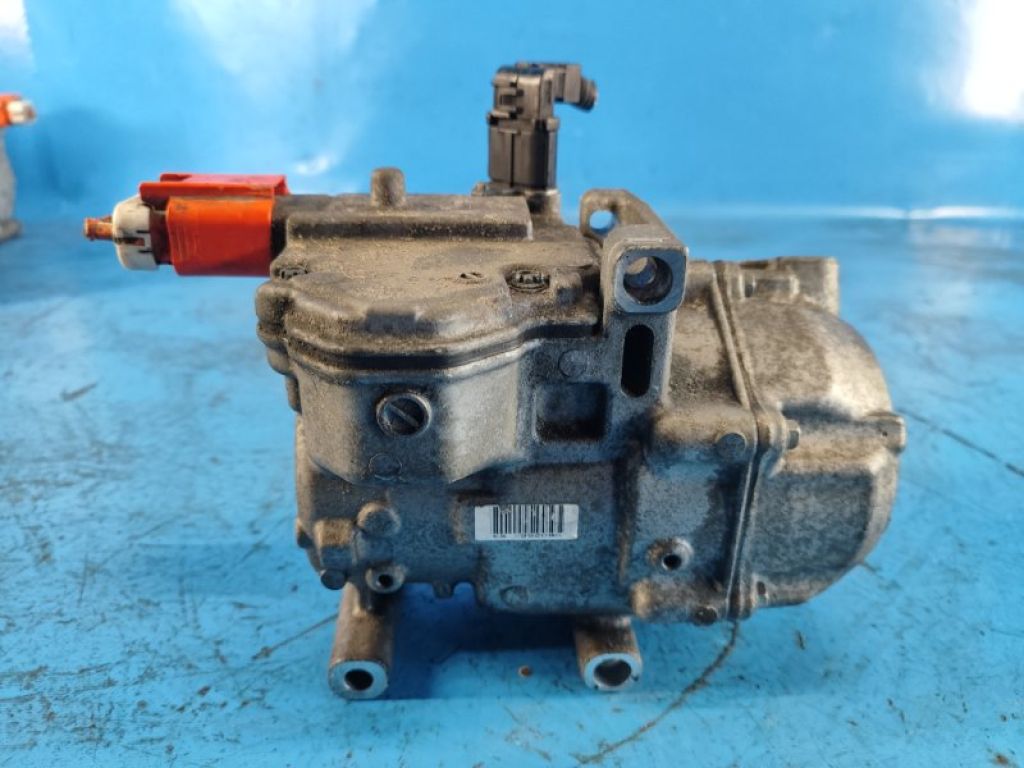 88370-47060 | Компресор кондиціонера TOYOTA PRIUS - 30 09-17 - Фото 5