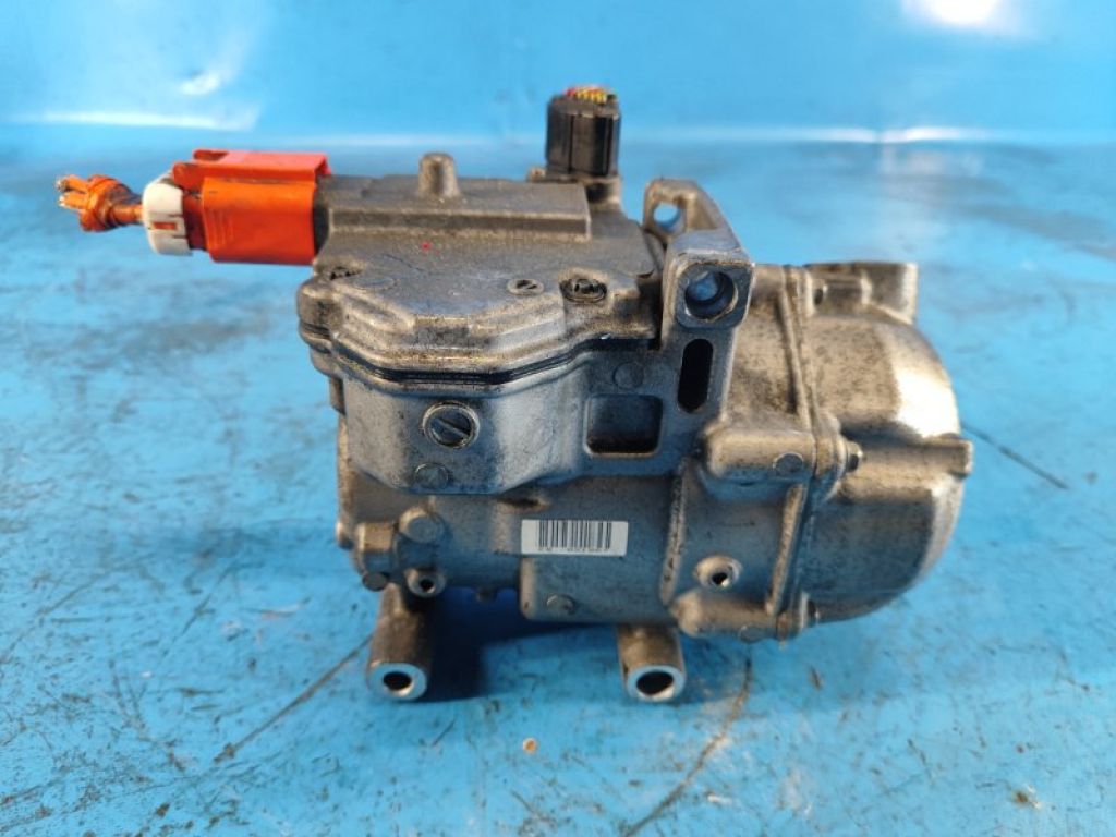 88370-47060 | Компресор кондиціонера TOYOTA PRIUS - 30 09-17 - Фото 4