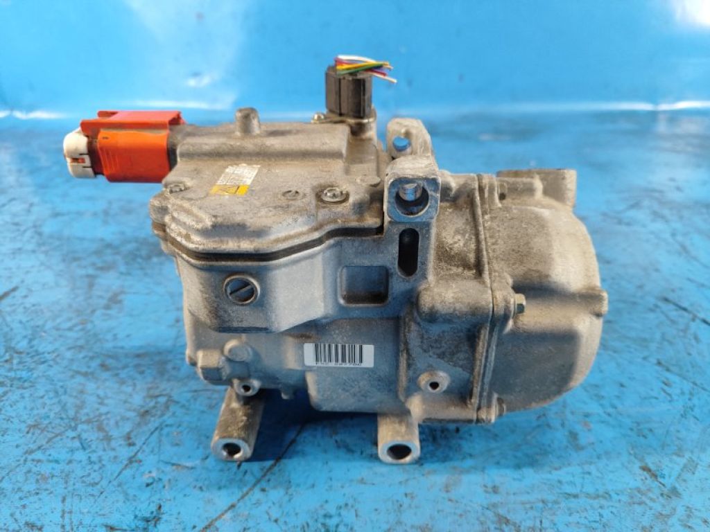 88370-47060 | Компресор кондиціонера TOYOTA PRIUS - 30 09-17 - Фото 4