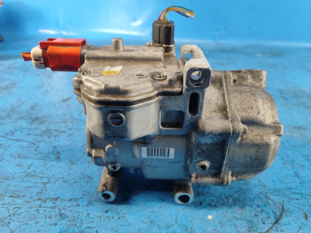 88370-47060 | Компресор кондиціонера TOYOTA PRIUS - 30 09-17 - Фото 3