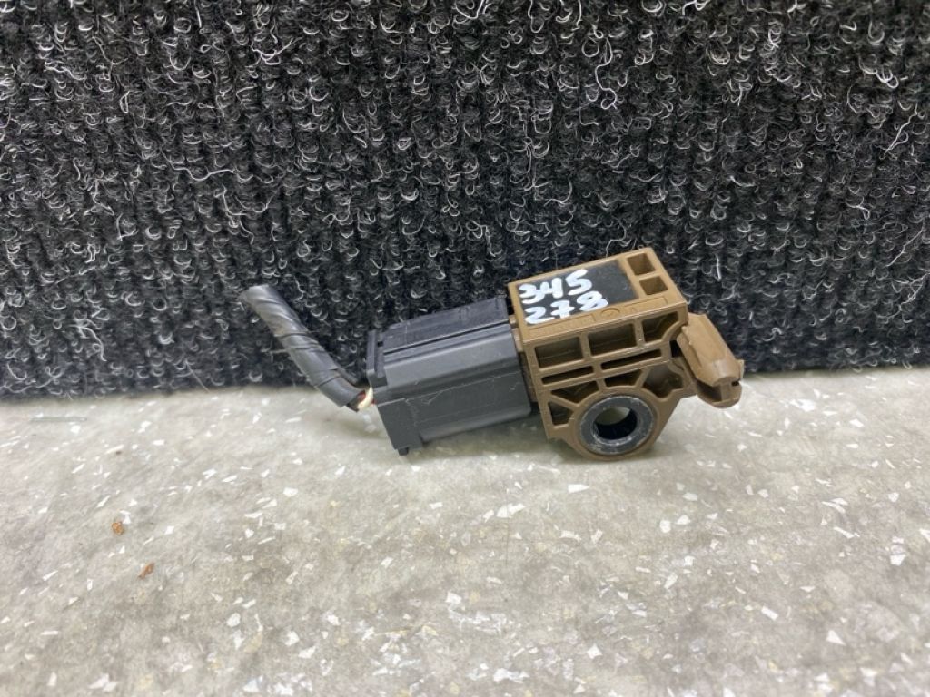 BCKA-57-K1X | Датчик удару передн. MAZDA CX-30 19-