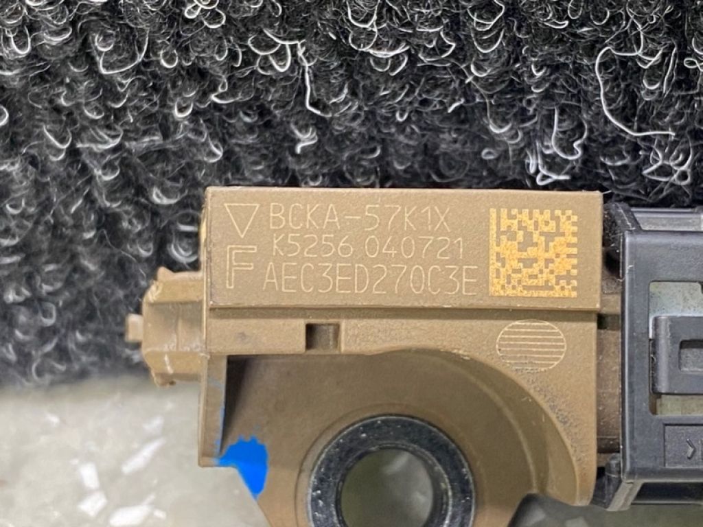 BCKA-57-K1X | Датчик удару передн. MAZDA CX-30 19- - Фото 3