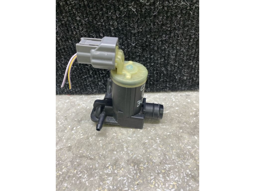 DGH9-67-482 | Насос омивача скла MAZDA CX-30 19- - Фото 2