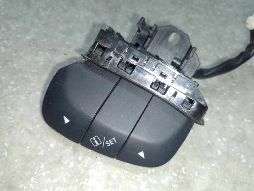 83158SG000 | Кнопки руля SUBARU FORESTER 12-19 - Фото 3