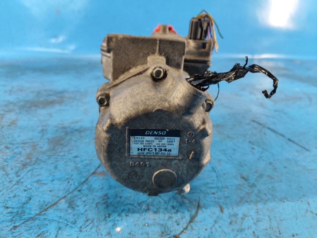 88370-47060 | Компресор кондиціонера TOYOTA PRIUS PLUS 11-14 - Фото 3