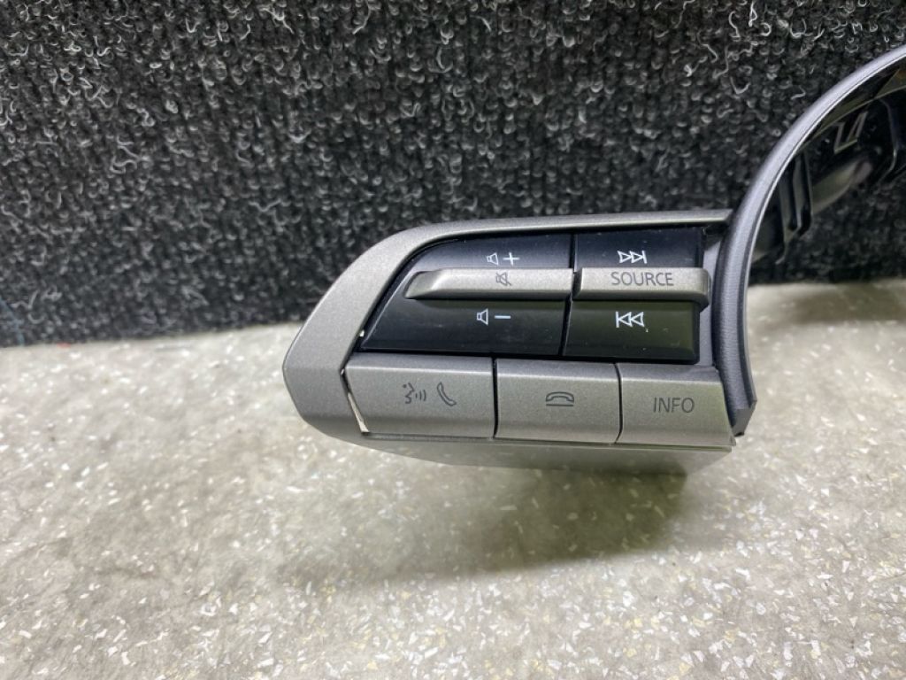 BEMD-66-4M0A | Кнопки на руль MAZDA CX-30 19- - Фото 2