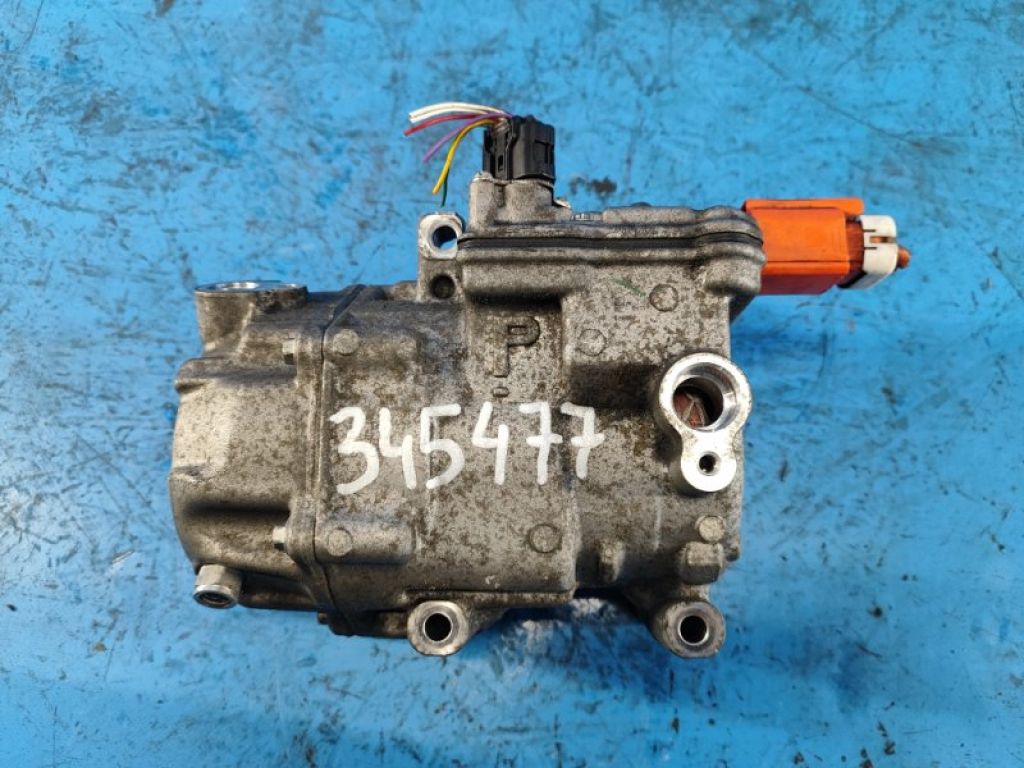 88370-47060 | Компресор кондиціонера TOYOTA PRIUS PLUS 11-14
