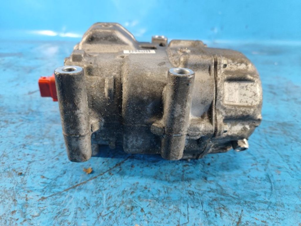 88370-47060 | Компресор кондиціонера TOYOTA PRIUS PLUS 11-14 - Фото 6
