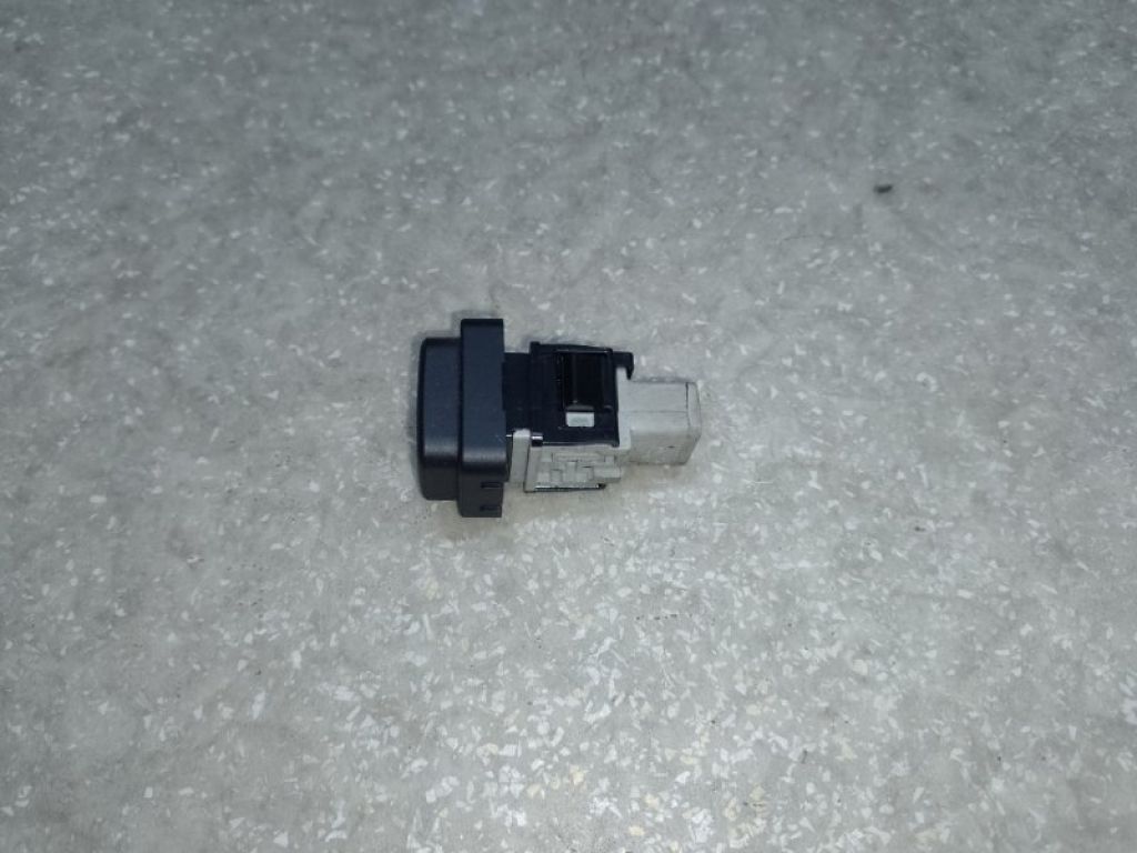 83002FJ070 | Кнопка SUBARU FORESTER 12-19 - Фото 2