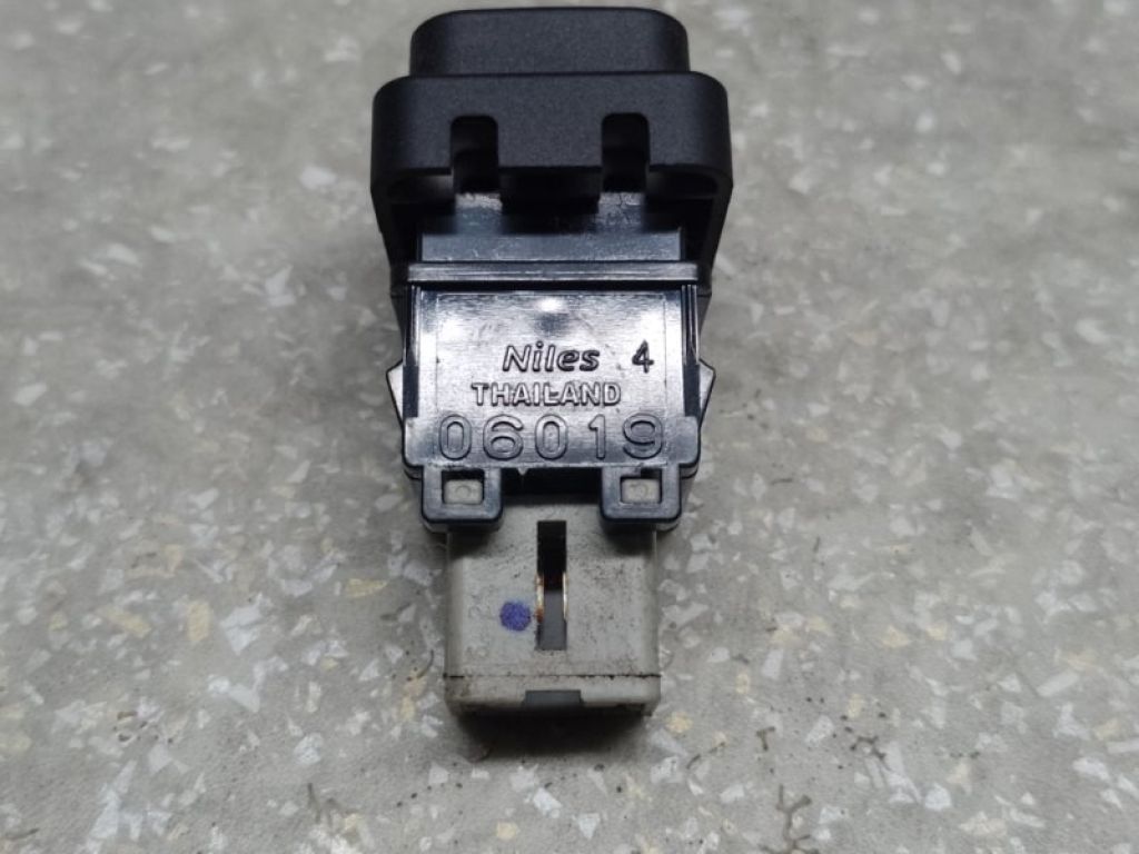 83002FJ070 | Кнопка SUBARU FORESTER 12-19 - Фото 4