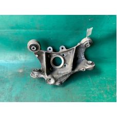Цапфа прав. BMW I3 (I01) 13–22