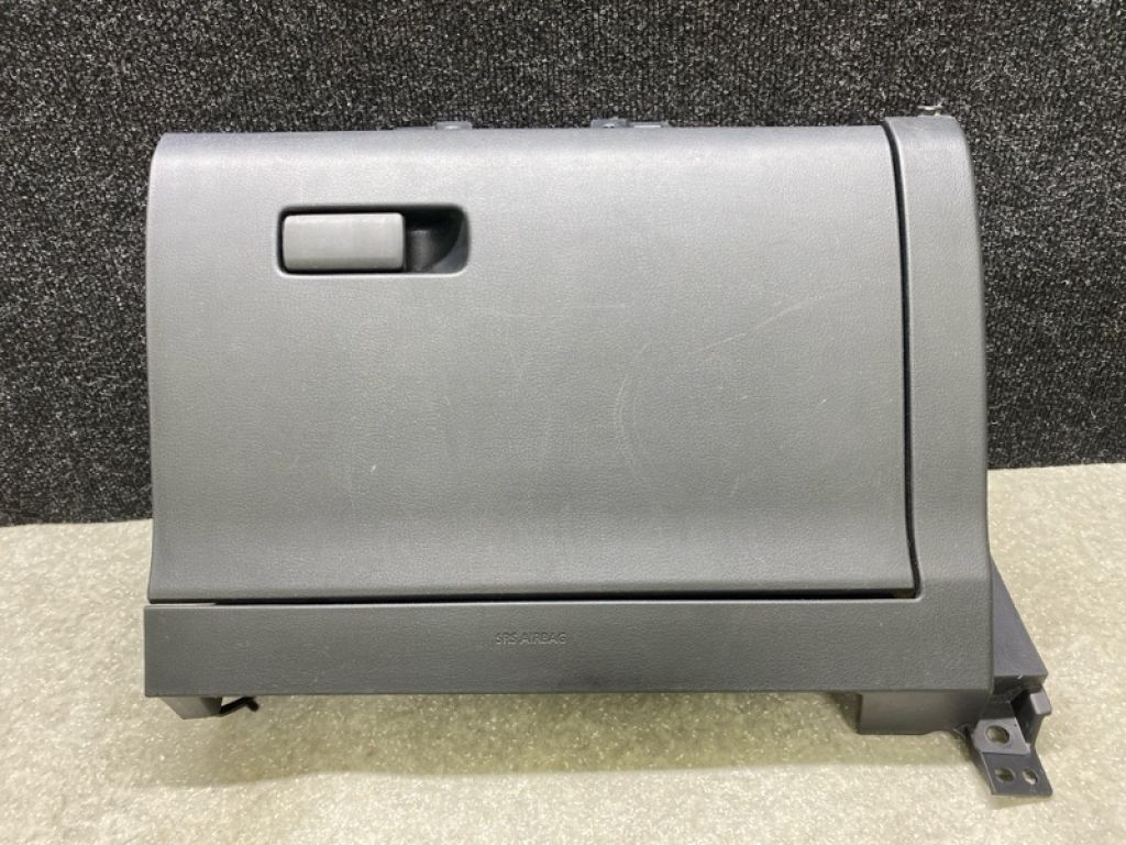 DGH9-64-03002 | Бардачок MAZDA CX-30 19-