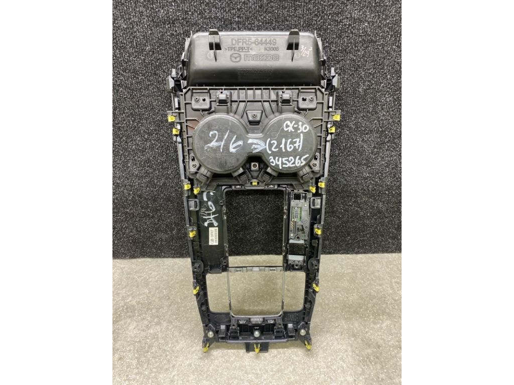 DFR7-64-340A | Консоль центральна MAZDA CX-30 19- - Фото 4