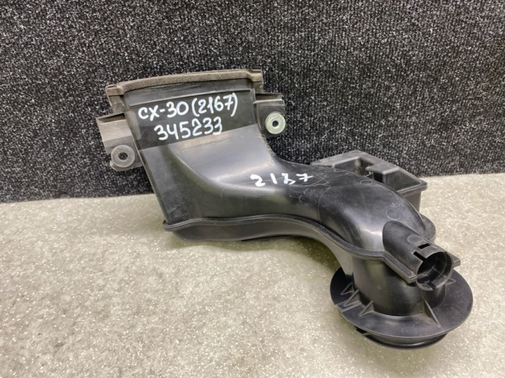PAJ8-13-200A | Повітрозабірник MAZDA CX-30 19-