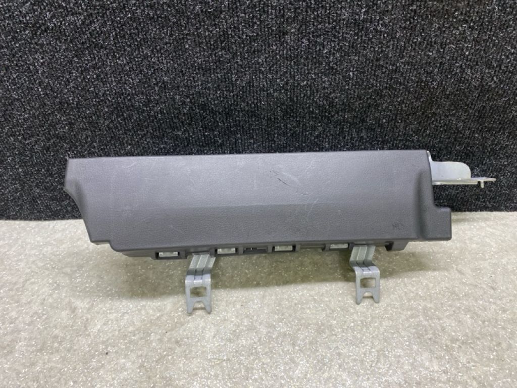 DGH9-57-KT0 | Подушка безпеки в коліна прав. MAZDA CX-30 19-