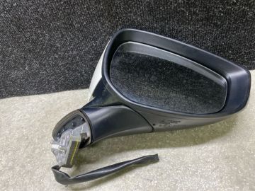 Зеркало прав. MAZDA CX-30 19-