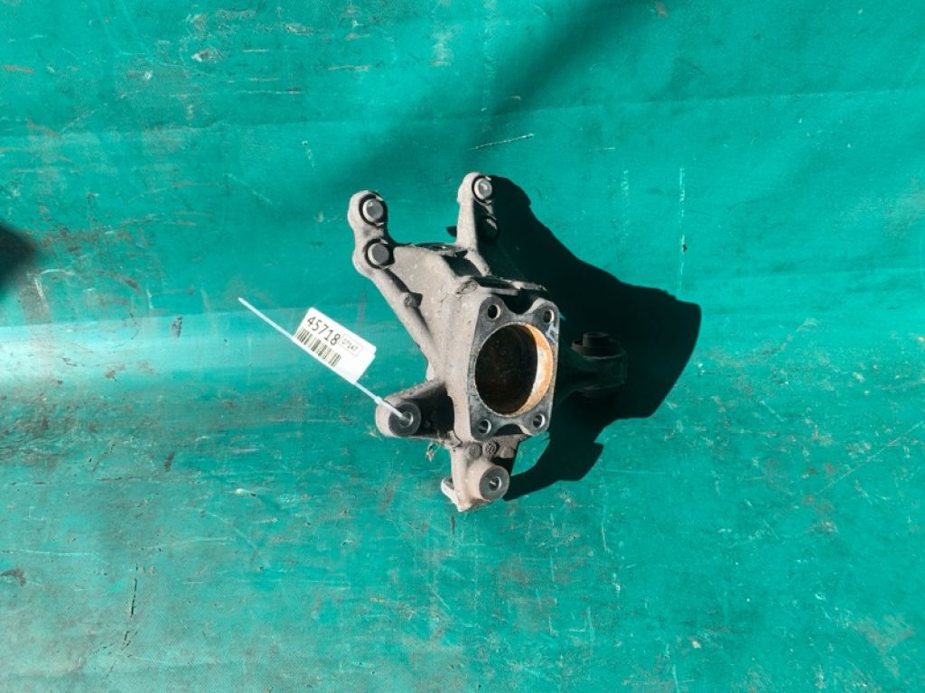 52720-4R010 | Цапфа прав. HYUNDAI SONATA YF 10-14