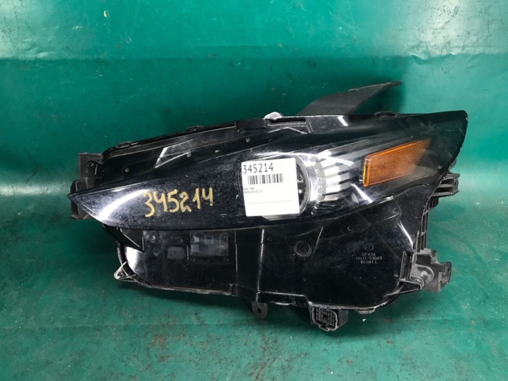DGH9-51-040A | Фара лів. MAZDA CX-30 19-