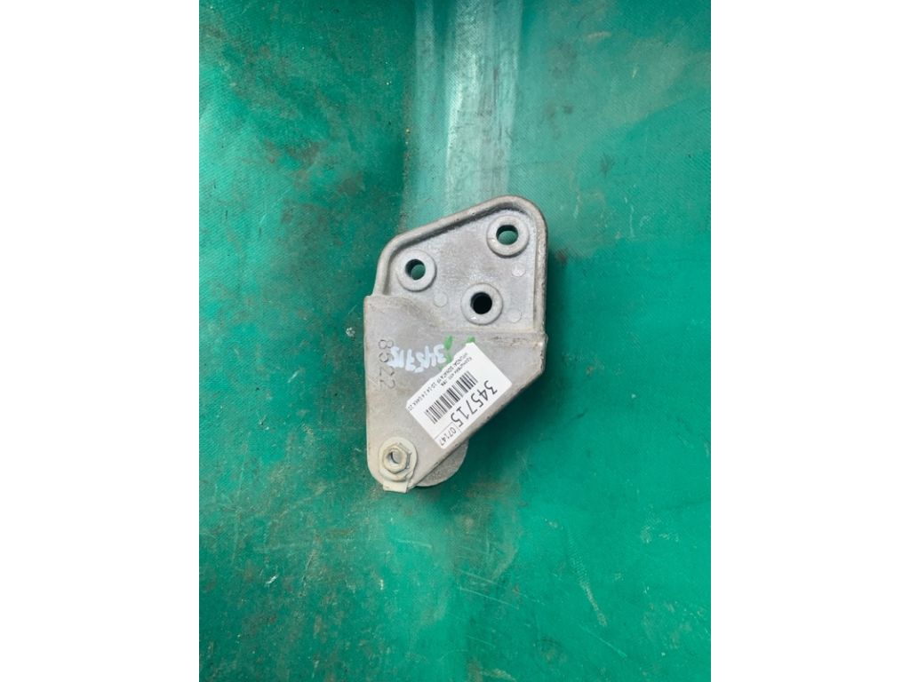 5105416AE | Кронштейн КПП лев. JEEP PATRIOT 10-17