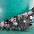 81140-76221 | Фара прав. LEXUS UX 200 18- - Прев'ю 2