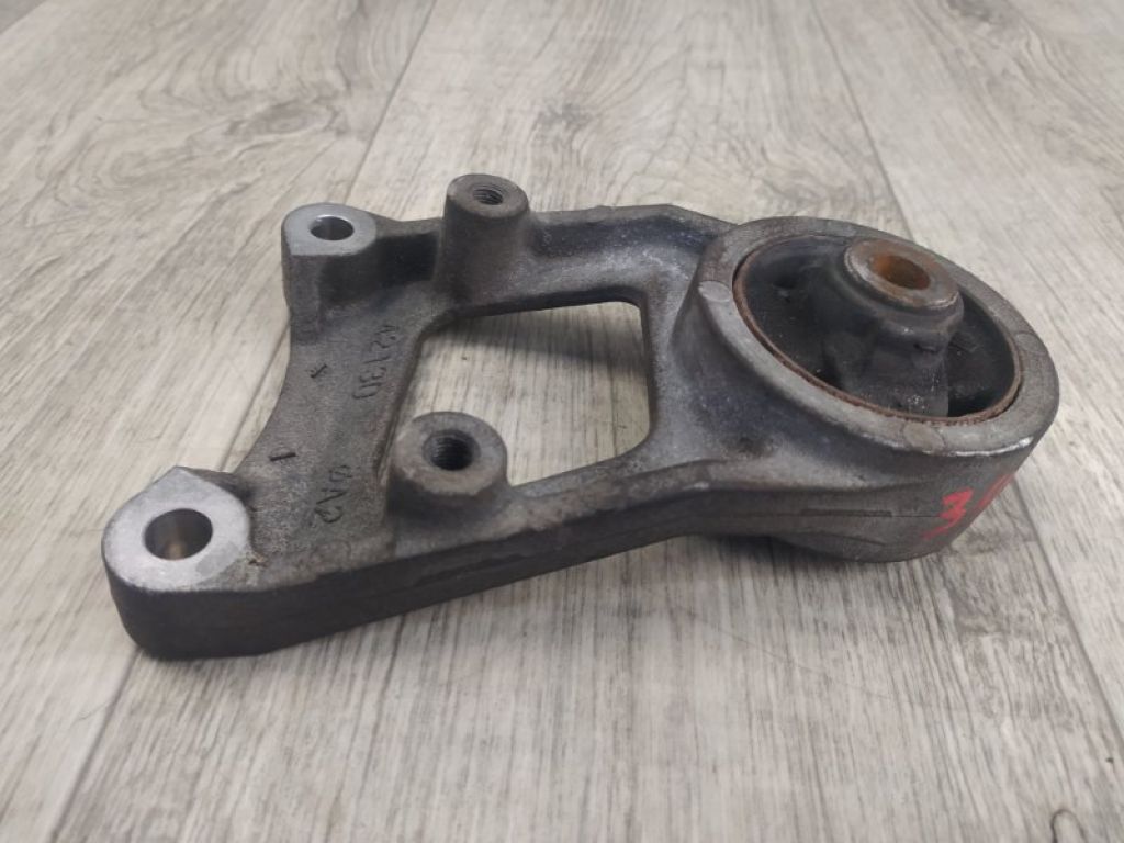 5238042120 | Кронштейн редуктора лев. TOYOTA RAV4 05-12 - Фото 2
