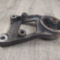 5238042120 | Кронштейн редуктора лев. TOYOTA RAV4 05-12 - Превью 2