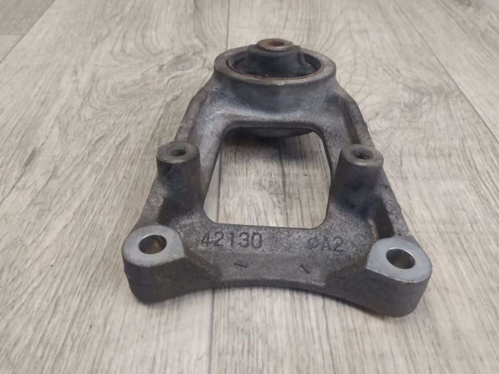 5238042120 | Кронштейн редуктора лев. TOYOTA RAV4 05-12 - Фото 3